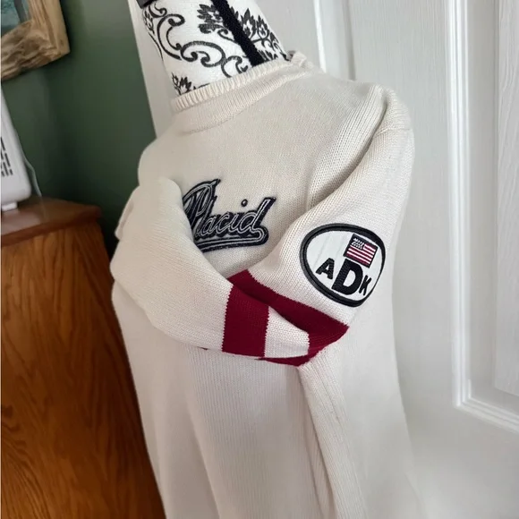 One-of-a-Kind Lake Placid NY Knit Sweater – Custom PickedVintage Sport Style